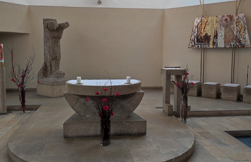 Altar in der Pfarrkirche Graz-Süd / Pfarre