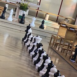 Schach- Gottesdienst und Einweihung des Oudoor- Schachs