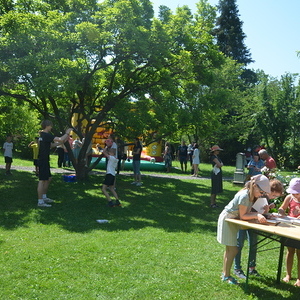 Kinderfest auf dem Kirchberg – Ein Tag voller Freude und Sonnenschein