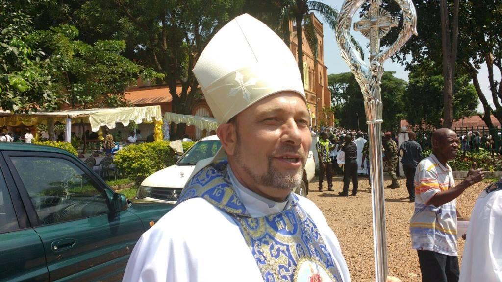 Bishop Jesús Ruiz Molina / comboni2000.org