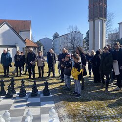 Schach- Gottesdienst und Einweihung des Oudoor- Schachs
