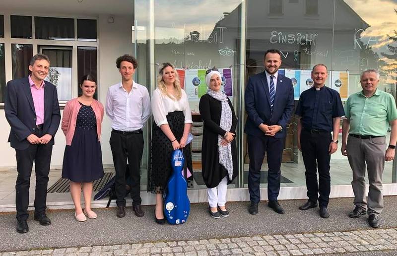 Pfarre Graz-St. Peter / Hohl Verständigung, ein gutes Zusammenleben und das gemeinsame Beten sind Zeichen für ein gutes Miteinander.