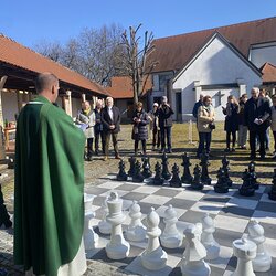 Schach- Gottesdienst und Einweihung des Oudoor- Schachs