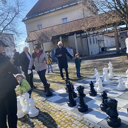 Schach- Gottesdienst und Einweihung des Oudoor- Schachs