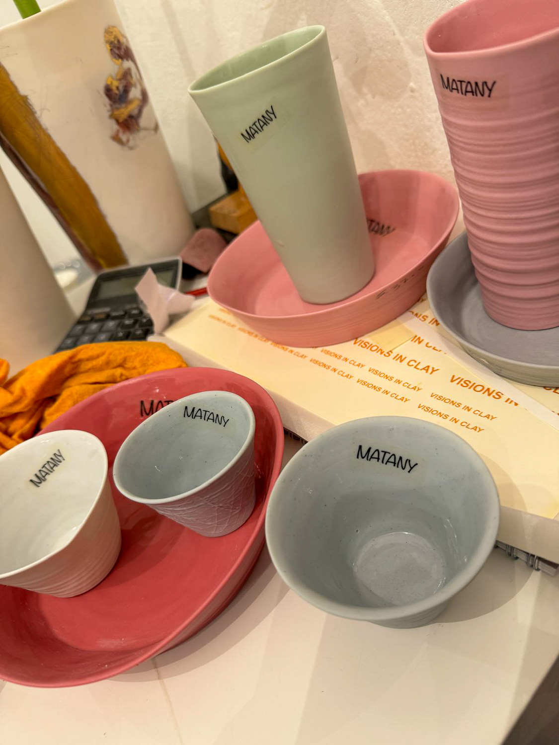 „visions in clay“ (Visionen in Ton) / Licht und Leben