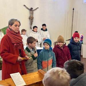 Den Beginn ihrer Erstkommunionvorbereitung feiern